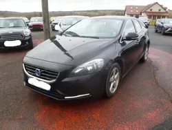 Volvo V40 1.6 D2 115CH MOMENTUM BUSINESS BV6