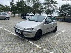 Fiat Punto Fiat punto 5 lugares poucos km 147000