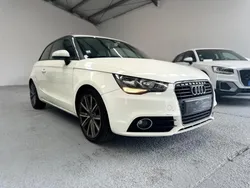 Audi A1 1.4 TFSI 122 AMBITION LUXE S tronic