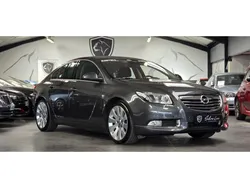 Opel insignia 2.0 turbo 220 sport / faible kil / historique complet / parfait etat