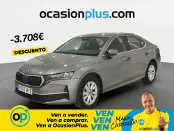 SKODA Octavia 1.5 TSI MHEV Selection DSG
