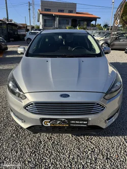 Ford Focus 1.0 EcoBoost S&S ST-LINE