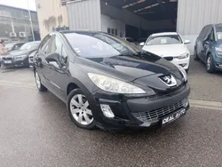 Peugeot 308 1.6 e-HDI 112 Allure BVM6 5P - Toit Pano