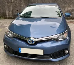 Toyota Auris hybrid 140H Active