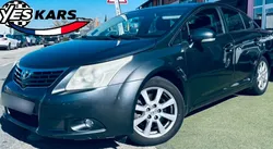 TOYOTA Avensis 150 D-CAT FAP Dynamic Edition / Moteur a chaine