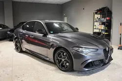 Alfa Romeo Giulia Quadrifoglio 2.9 V6 T 510ch - Sièges carbone 1 ère main Led