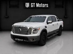 Nissan TITAN 5.6L V8 4X4 PLATINUM