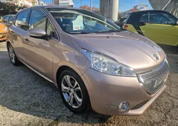 Peugeot 208 1.2 vti Allure