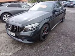 Mercedes-Benz C 300 de AMG Line