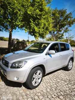 Toyota RAV4 2.2 D-4D X NAVI