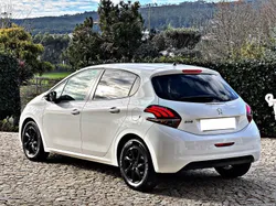 Peugeot 208 1.6 BlueHdi 100CV 2.L  12-2016 155.000klm Nacional