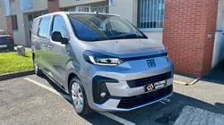 31 990 HT / FIAT SCUDO M cabine approfondie 5 places 2.0 180 cv bva PREMIUM CONNECT GRIS ACIER neuf / tva recuperable