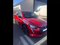 Peugeot 208 1.2 PureTech 100ch S&S GT EAT8 / NAVIGATION + CAMERA + CAR PLAY + MAIN LIBRE