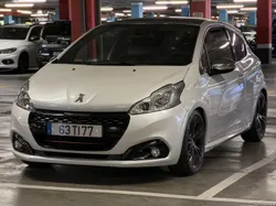 Peugeot 208 GTi