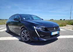 Peugeot 508 hybrid plug in 225 cv allure pack e-EAT8