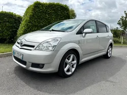 Toyota Corolla VERSO FACELIFT 2.2 D4-D 177 cv 2 / 7 places