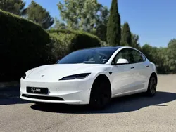 Tesla model 3 highland standard - int blanc - jantes 18\'