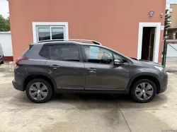 Peugeot 2008 1.2 PureTech Signatu