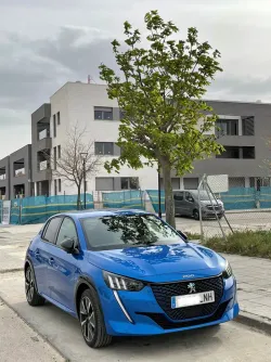 Peugeot 208 208 GT Line Eléctrico 100kW GT Line