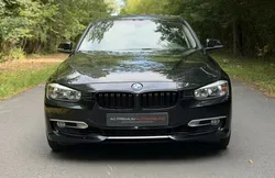 BMW SÉRIE 325D LUXURY 218 CV BOITE AUTOMATIQUE - 02/2014 -ENTRETIEN COMPLET BMW - TOIT OUVRANT - AFFICHAGE TÊTE HAUTE - GRAND GPS - CUIR - GARANTIE 12 Mois