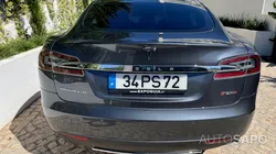 Tesla Model S 85D de 2015