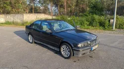 BMW 320 Sedan