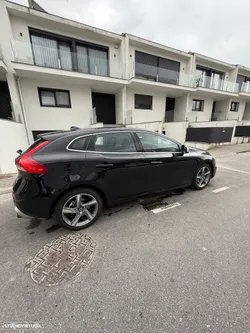 Volvo V40 D2 R Design