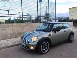 MINI Cooper Cooper D