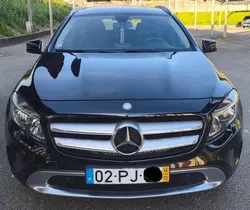 Mercedes-Benz GLA 180 Mercedes