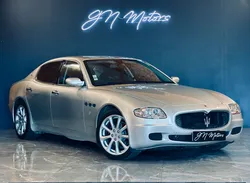Maserati quattroporte v 4.2 v8 duoselect - usure embrayage 28 % - interieur cuir bleu - garatie 12 mois -