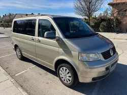 VOLKSWAGEN Multivan 2.5TDI Startline Tiptronic