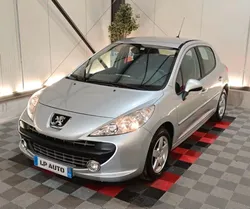 ✅️ Peugeot 207 46 000 kilomètres ✅ 🇫🇷 CARTE GRISE OFFERTE - 5 portes - Superbe état - Reprise possible