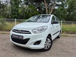 HYUNDAI i10 1.1 base/ 15000kms /sans options