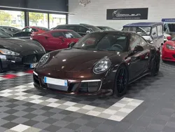 Porsche 911 Carrera GTS