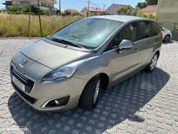 Peugeot 5008 1.6 E-HDi 7L Active 2-Tronic