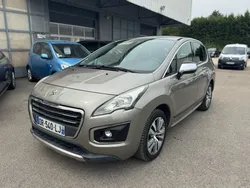 Peugeot 3008 1.6 Bluehdi 120 STYLE