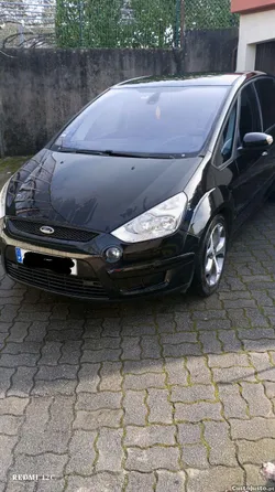 Ford S-Max Titanium