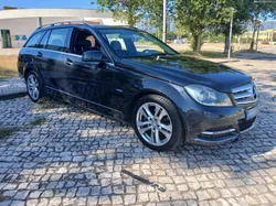 Mercedes-Benz C 220 CDi Avantgarde Automática