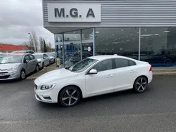Volvo S60 150 ch | R-design | Attelage amovible | Régulateur vitesse | Radar stationnement arriére
