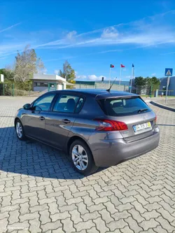 Peugeot 308 1.5 BlueHDi Business Line