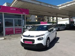 Nouvelle C3 Essence Année 2019 1 ère Main " 55.000Kms" Clim + Régul + Bluetooth