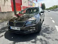Skoda Superb Combi 1.4 TSI Ambition DSG7 110kW
