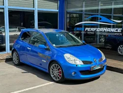 RENAULT CLIO 3 RS R27 2.0i 197 ch N•0477 DISTRIB OK