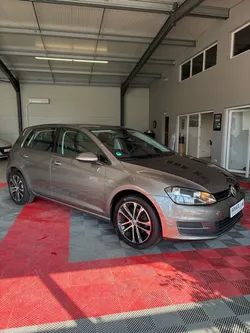 VOLKSWAGEN GOLF 7 1.6 TDI 105cv Confortline