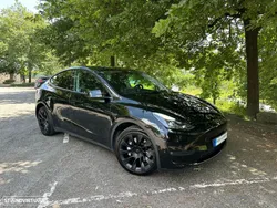 Tesla Model Y Long Range Dual Motor AWD