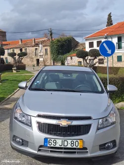 Chevrolet Cruze 1.6 LS