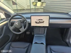 Tesla Model Y Long Range Tração Traseira