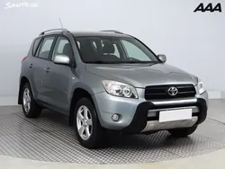 Toyota RAV4 2.0 VVT-i 152 ch 4x4 • BVM 85 000 km Attelage Régulateur