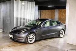 Tesla Model 3 Long Range AWD Dual Motor