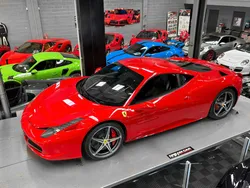 Ferrari 458 ITALIA V8 570 – CARBONE – SUIVI LIMPIDE